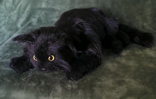 黒猫ぬいぐるみ